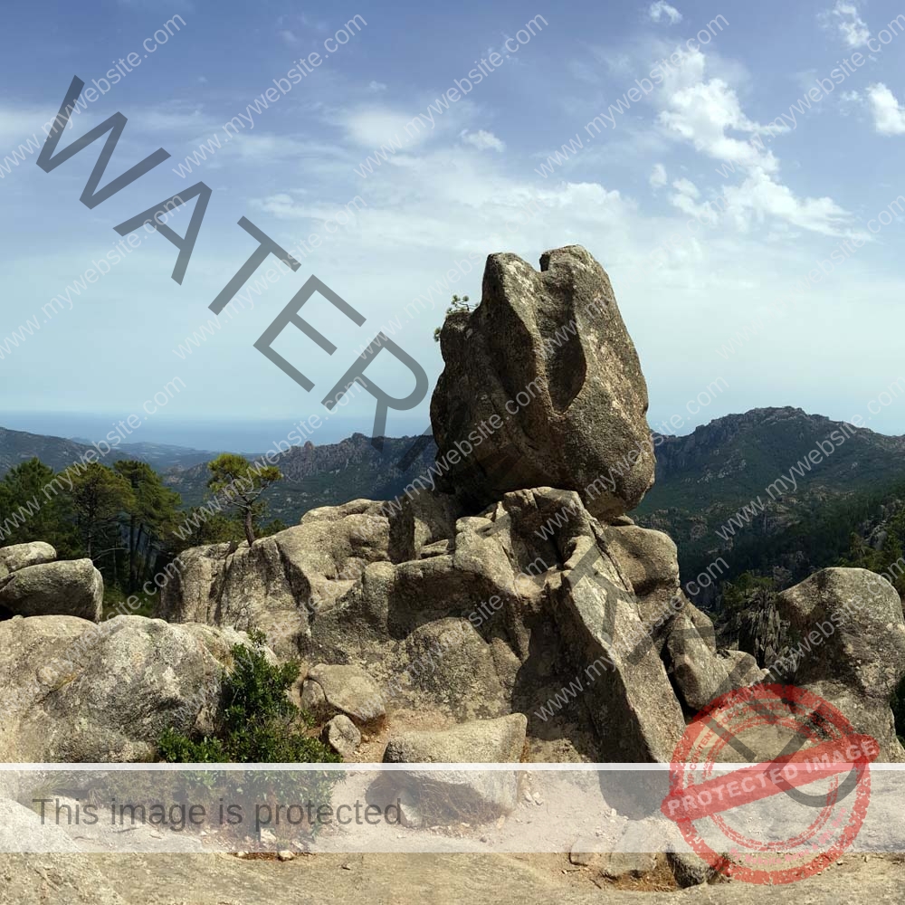BLOC DE GRANIT PISCIA DI GALLO